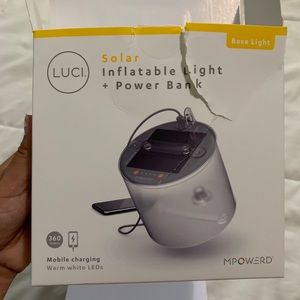 Solar inflatable light + power bank